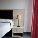 Linda